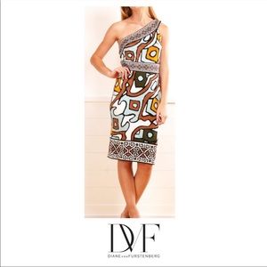 Diane Von Furstenberg Silk Tribal One Shoulder Body Hugging Dress